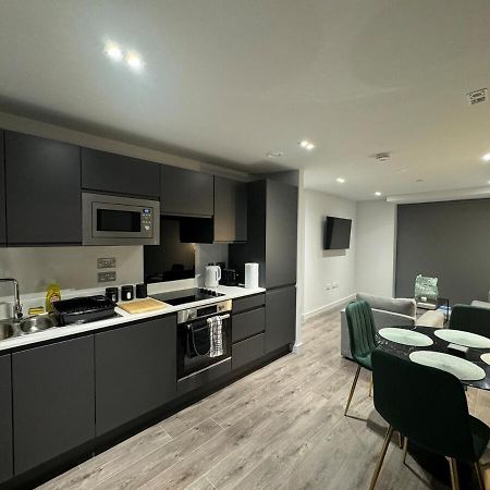 Modern 2-Bedroom Apartment In Heart Of Liverpool Esterno foto