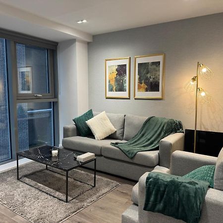 Modern 2-Bedroom Apartment In Heart Of Liverpool Esterno foto