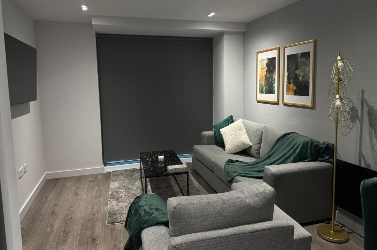 Modern 2-Bedroom Apartment In Heart Of Liverpool Esterno foto