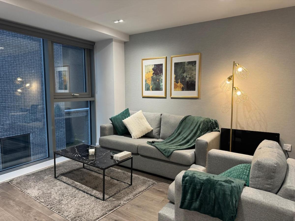 Modern 2-Bedroom Apartment In Heart Of Liverpool Esterno foto